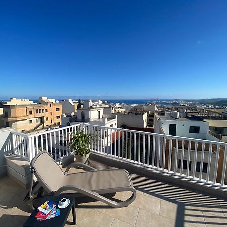 Sunshine Apartments Mellieha - Modern Two Bedroom Penthouse With Terrace Exteriör bild